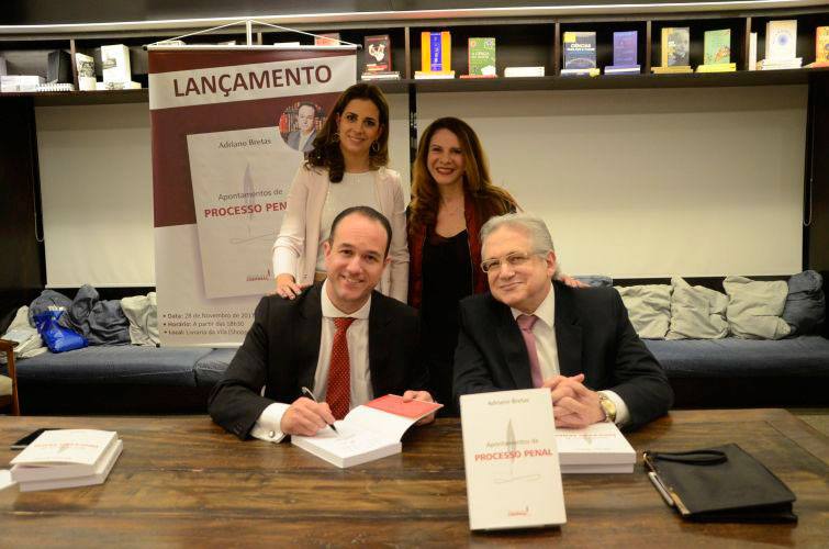 Juliana Bretas, Adriana Cristina, Adriano Bretas e desembargador José Maurício - Foto: Zinho Gomes Juliana Bretas, Adriana Cristina, Adriano Bretas e desembargador José Maurício - Foto: Zinho Gomes