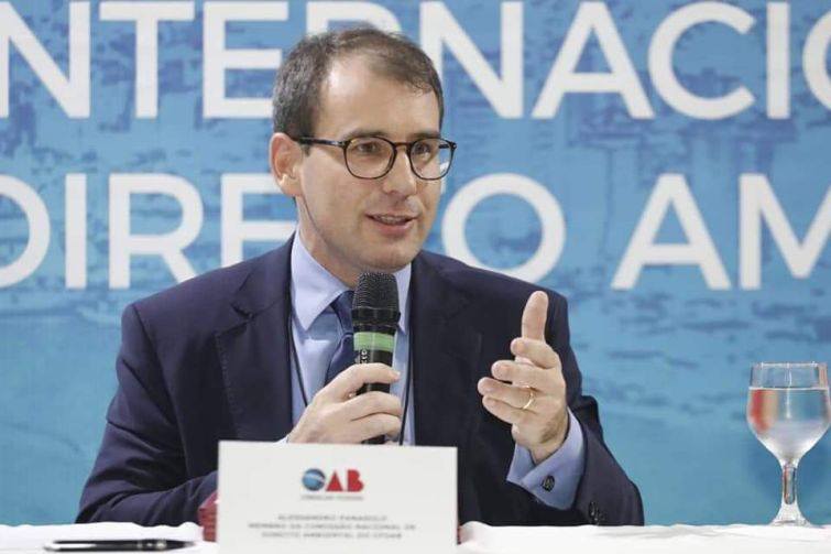Alessandro Panasolo presidiu mesa sobre “Mineração” na IV  Conferência Internacional de Direito Ambiental - Foto: Divulgação