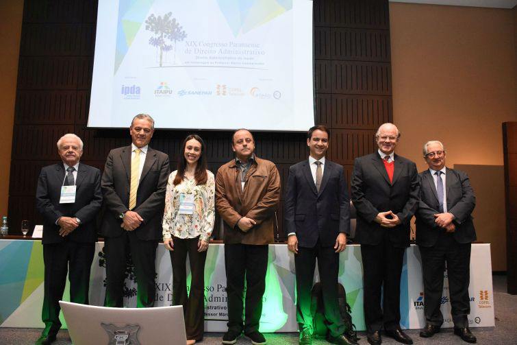 Painelistas, Edgar Guimarães, Antonio Baccarin e Marcio Cammarosano - Foto: Bebel Ritzmann Painelistas, Edgar Guimarães, Antonio Baccarin e Marcio Cammarosano - Foto: Bebel Ritzmann