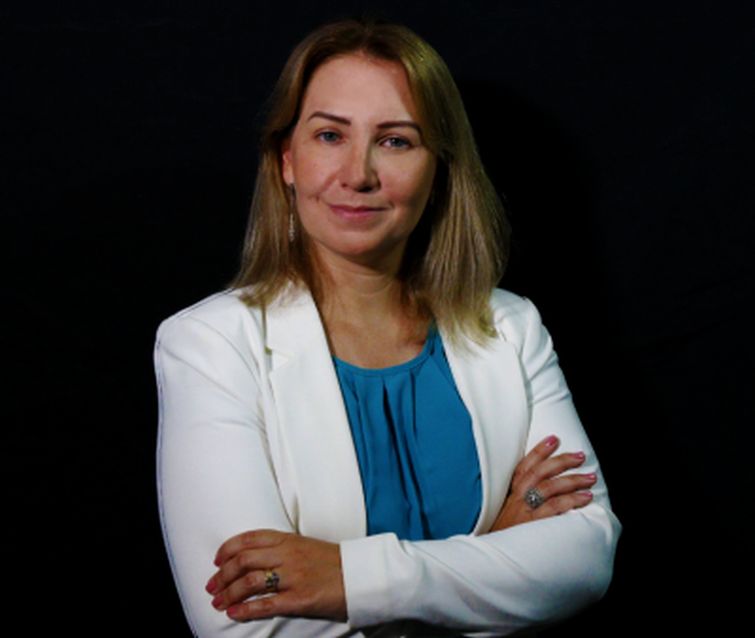 Professora Camila Bottaro - Foto: Divulgação Professora Camila Bottaro - Foto: Divulgação