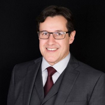 Alcides Wilhelm, advogado especialista em Direito Tributário e Direito Concursal, em  Gerência Contábil e Auditoria e em Finanças Empresariais, mestre em Direito Empresarial e Cidadania  - Foto: Divulgação