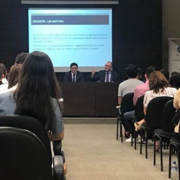 APEP participa de debates sobre Direito Público